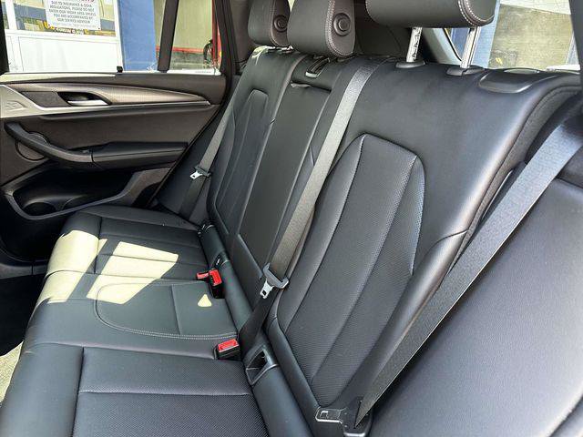 Used 2024 BMW X3 xDrive30i w/ Premium Package AWD/4WD image 18