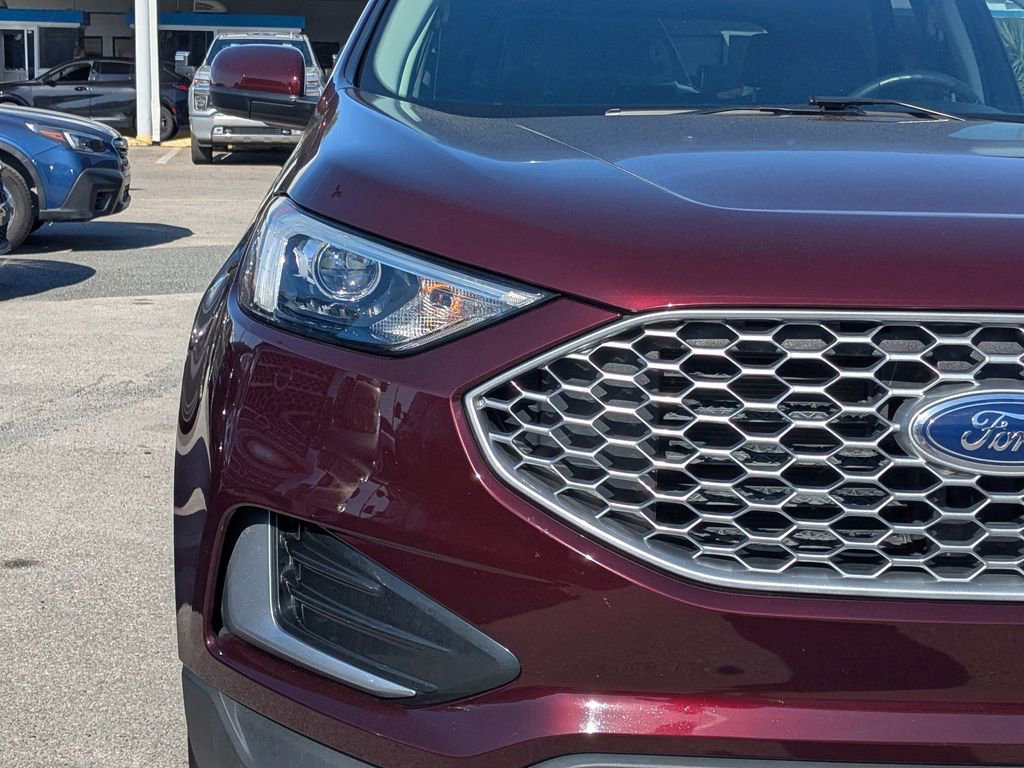 Used 2023 Ford Edge SEL AWD/4WD image 9