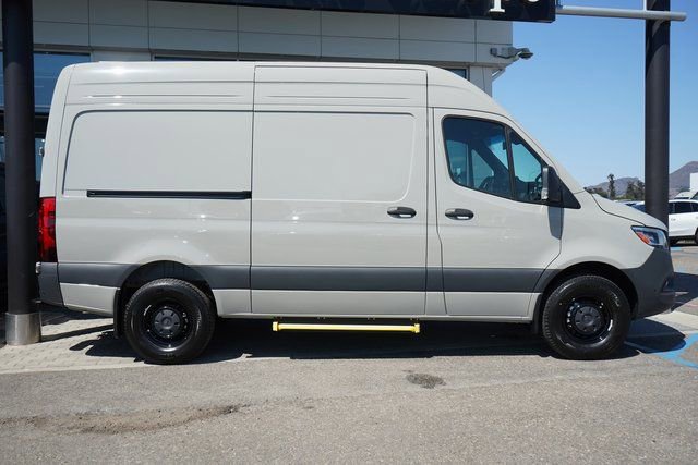 New 2025 Mercedes-Benz Sprinter 2500 image 7