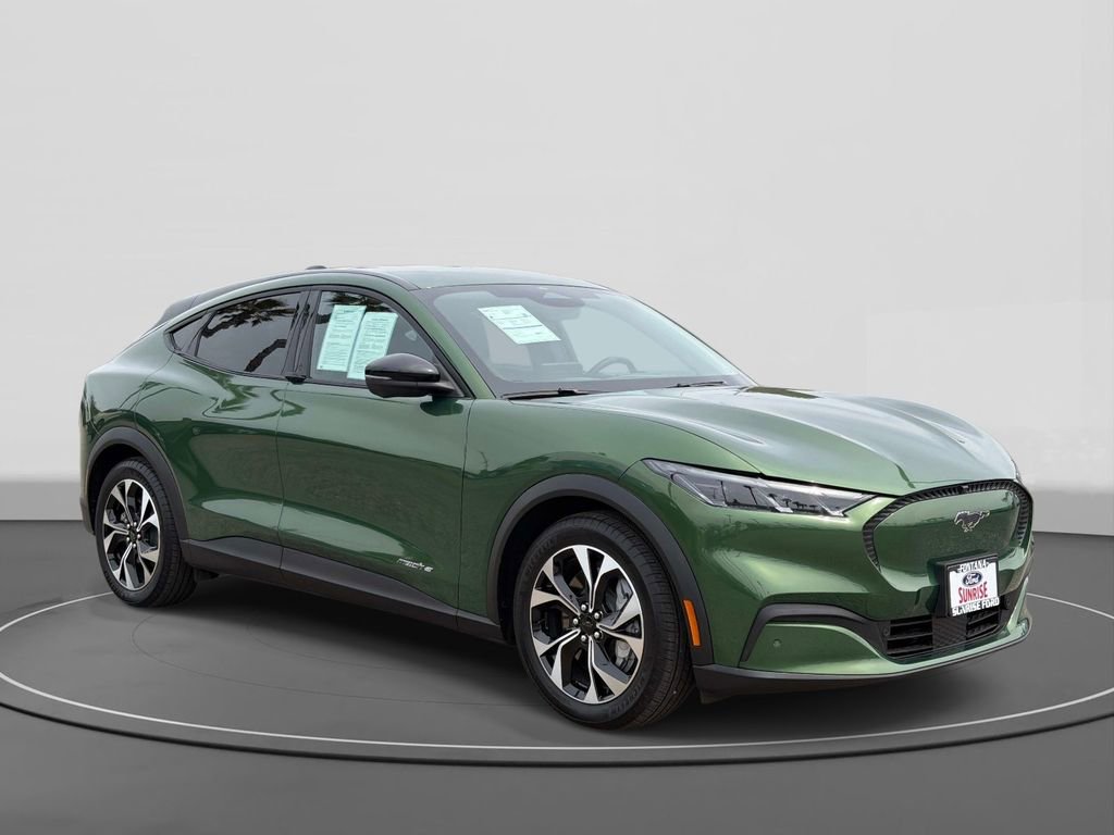 Certified 2025 Ford Mustang Mach-E Select image 4