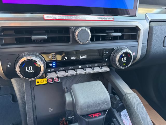 New 2026 Toyota Tacoma TRD Off-Road AWD/4WD image 19