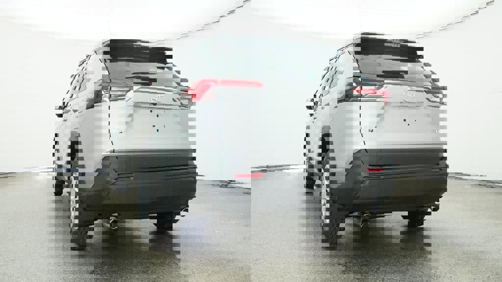 New 2025 Toyota RAV4 LE image 30