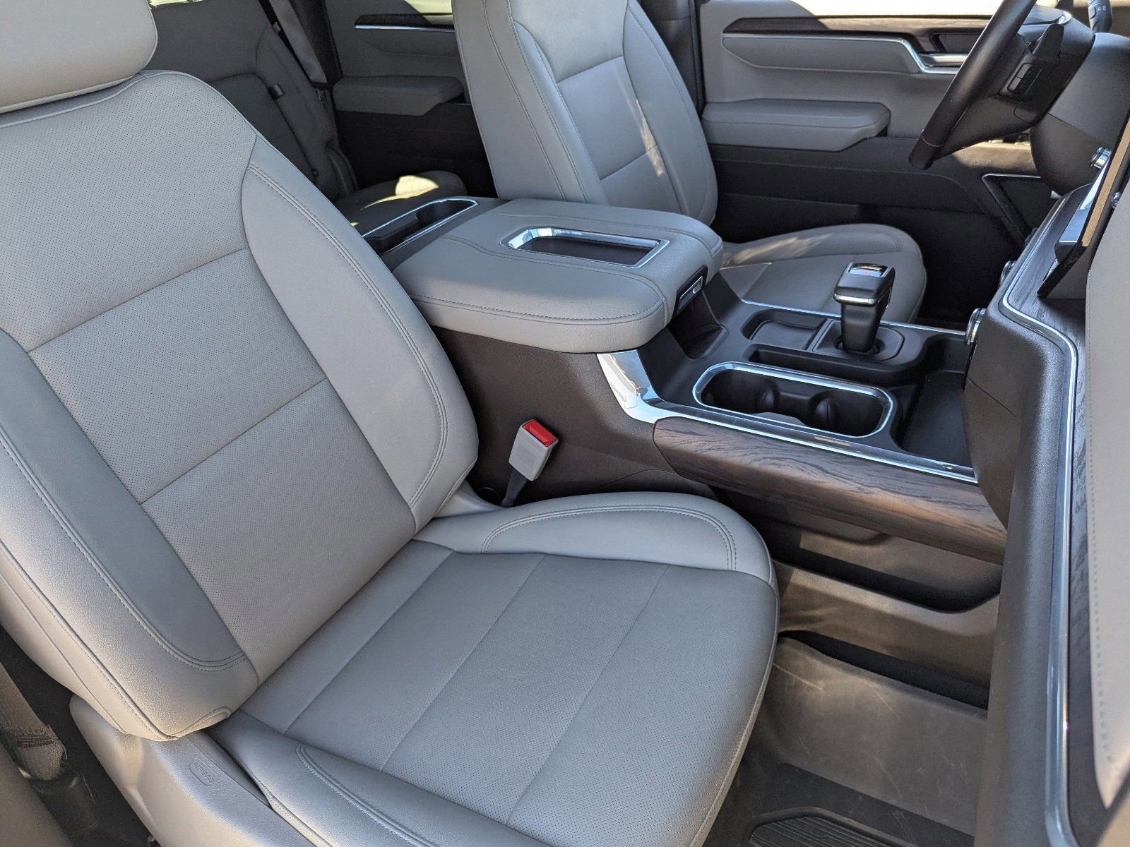 Used 2022 GMC Sierra 1500 SLT w/ SLT Premium Plus Package image 11