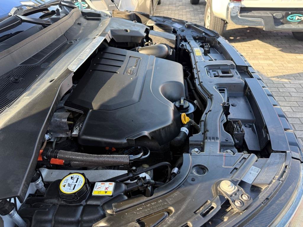 Used 2021 Land Rover Discovery Sport S R-Dynamic AWD/4WD image 44
