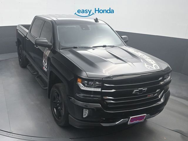 Used 2017 Chevrolet Silverado 1500 LTZ Z71 w/ Realtree Edition AWD/4WD image 19