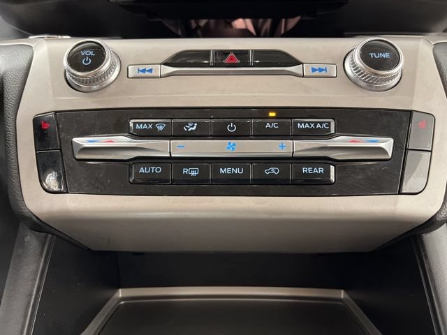 Certified 2024 Ford Explorer XLT w/ Equipment Group 202A RWD image 23