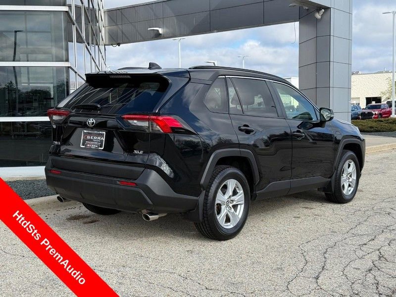 Used 2019 Toyota RAV4 XLE w/ Convenience Package image 3