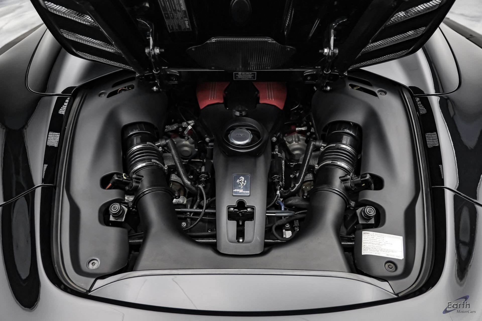 Used 2018 Ferrari 488 Spider RWD image 4