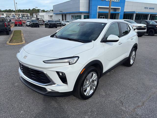 Used 2024 Buick Encore GX Preferred image 2