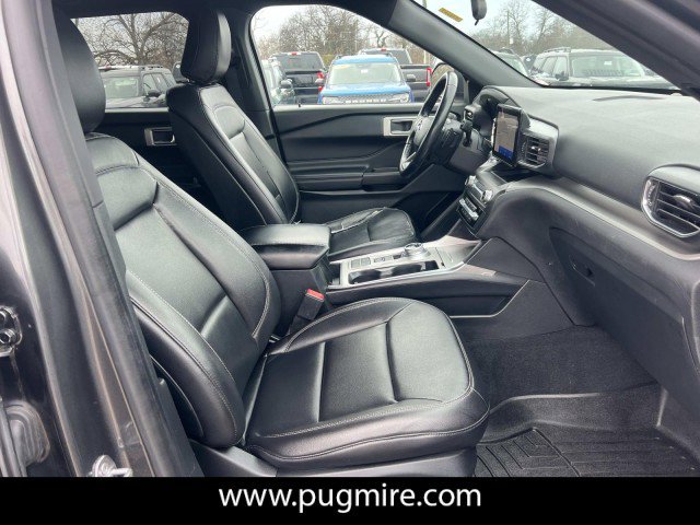 Used 2020 Ford Explorer XLT w/ Equipment Group 202A image 13