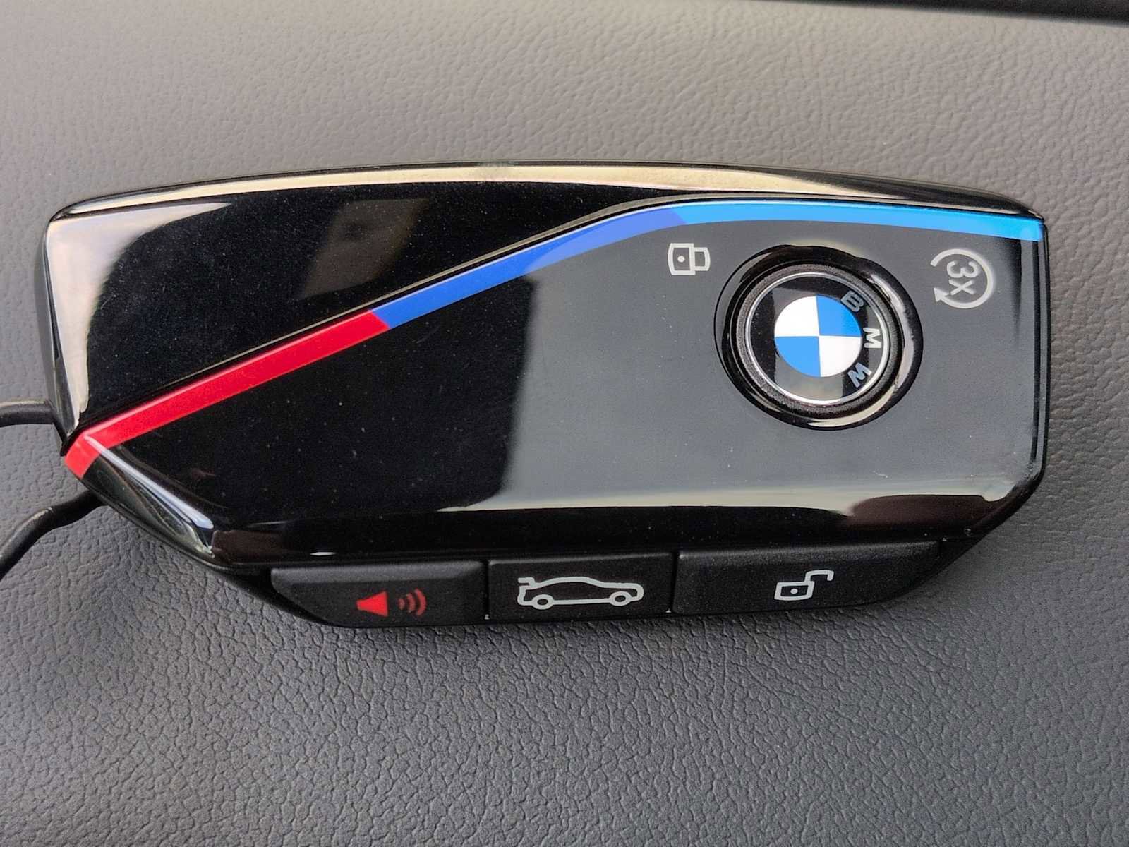 New 2026 BMW X5 M Competition w/ Executive Package image 38