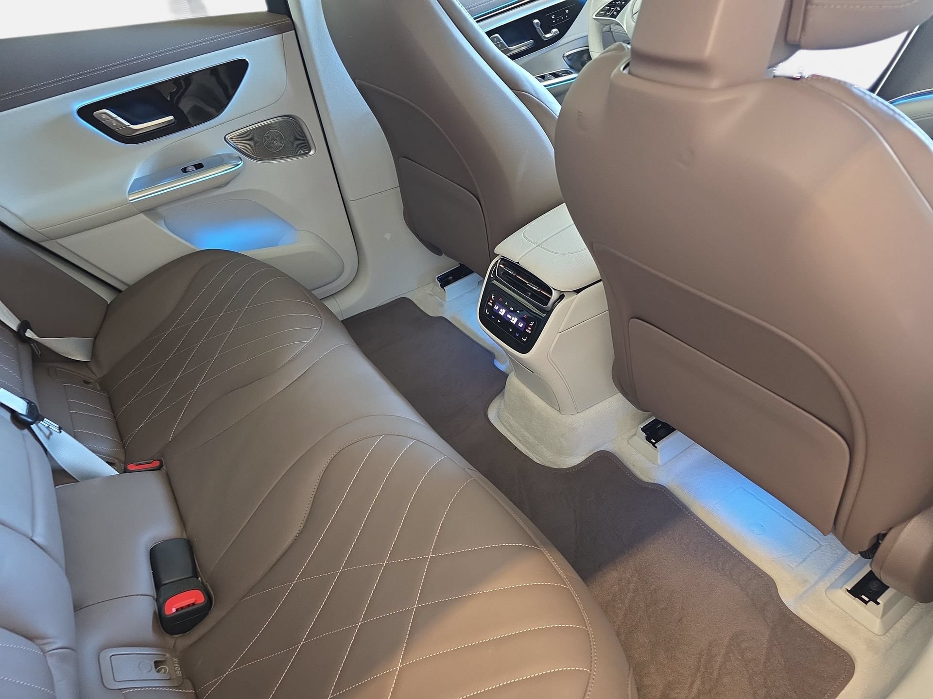 Certified 2023 Mercedes-Benz EQE 350+ SUV image 11