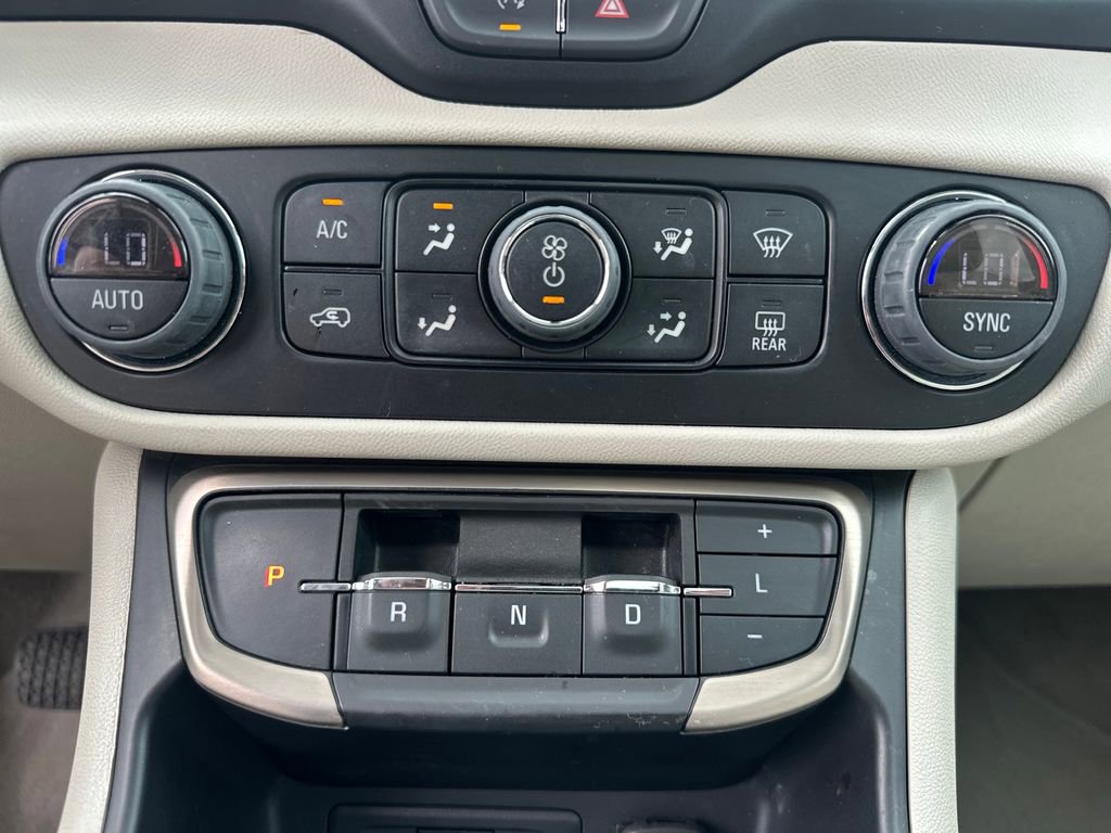 Used 2023 GMC Terrain Denali AWD/4WD image 14