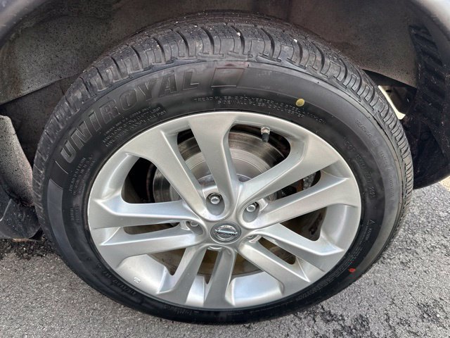 Used 2014 Nissan Juke SV AWD/4WD image 32