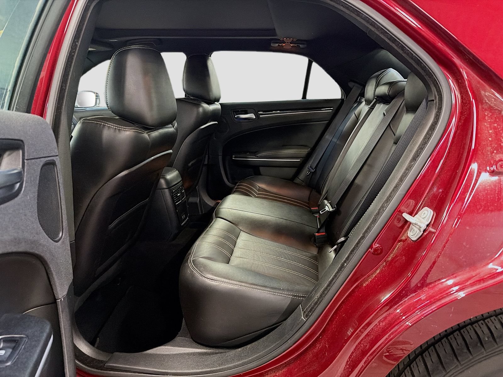 Used 2022 Chrysler 300 S RWD image 25