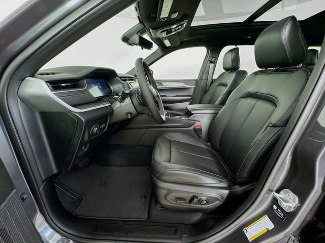 New 2025 Jeep Grand Cherokee L Limited w/ Luxury Tech Group II image 24