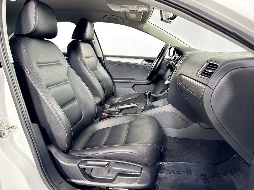 Used 2018 Volkswagen Jetta SE FWD image 27