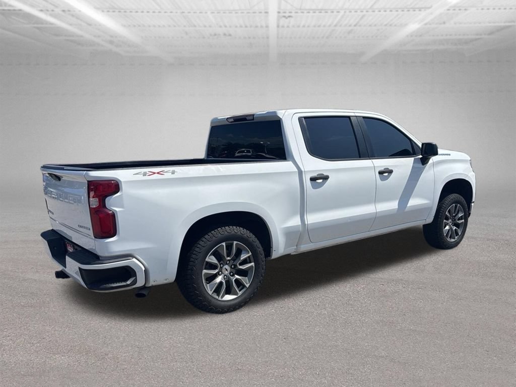 Used 2021 Chevrolet Silverado 1500 Custom AWD/4WD image 3