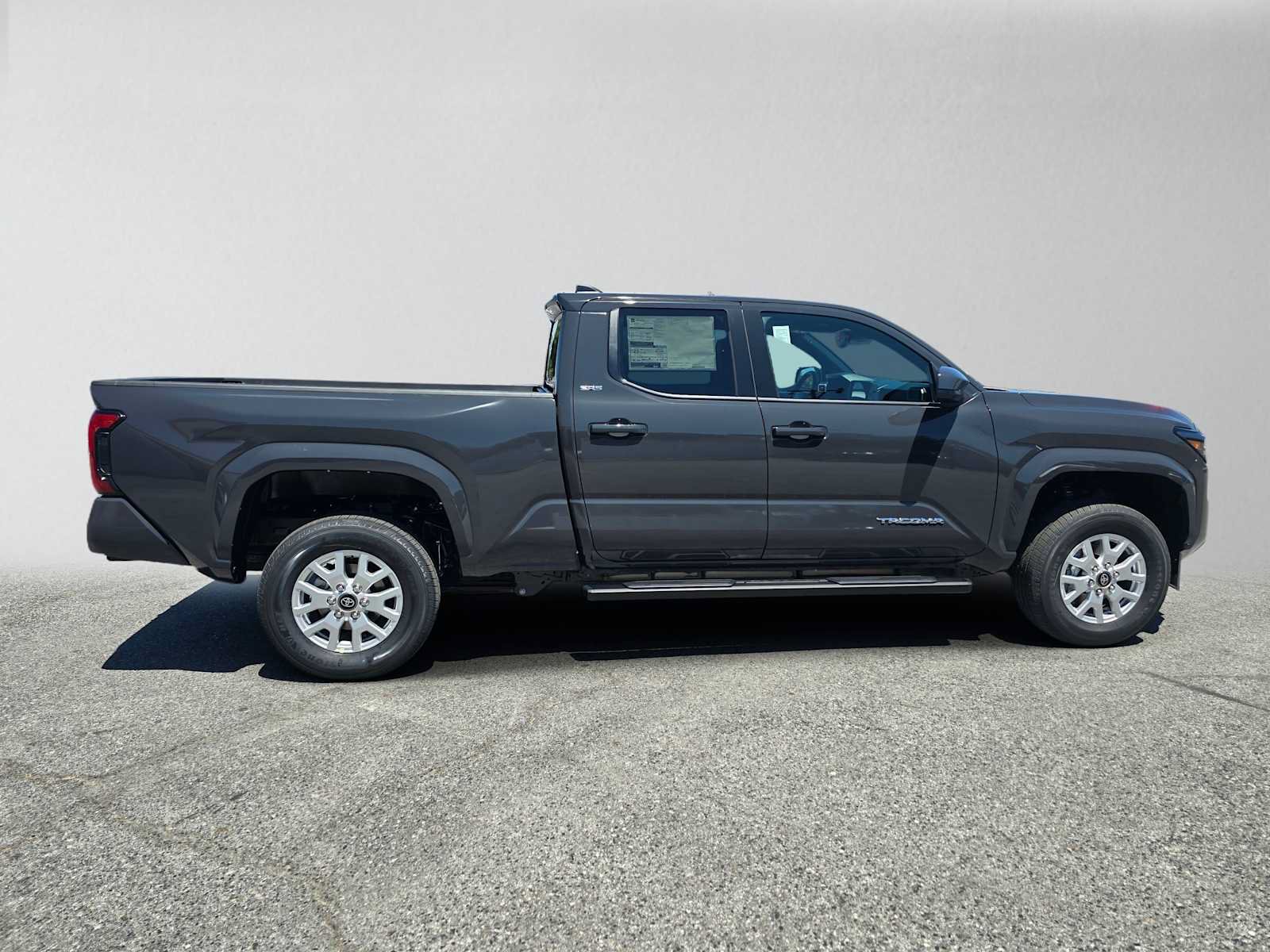 Used 2026 Toyota Tacoma SR5 RWD image 2