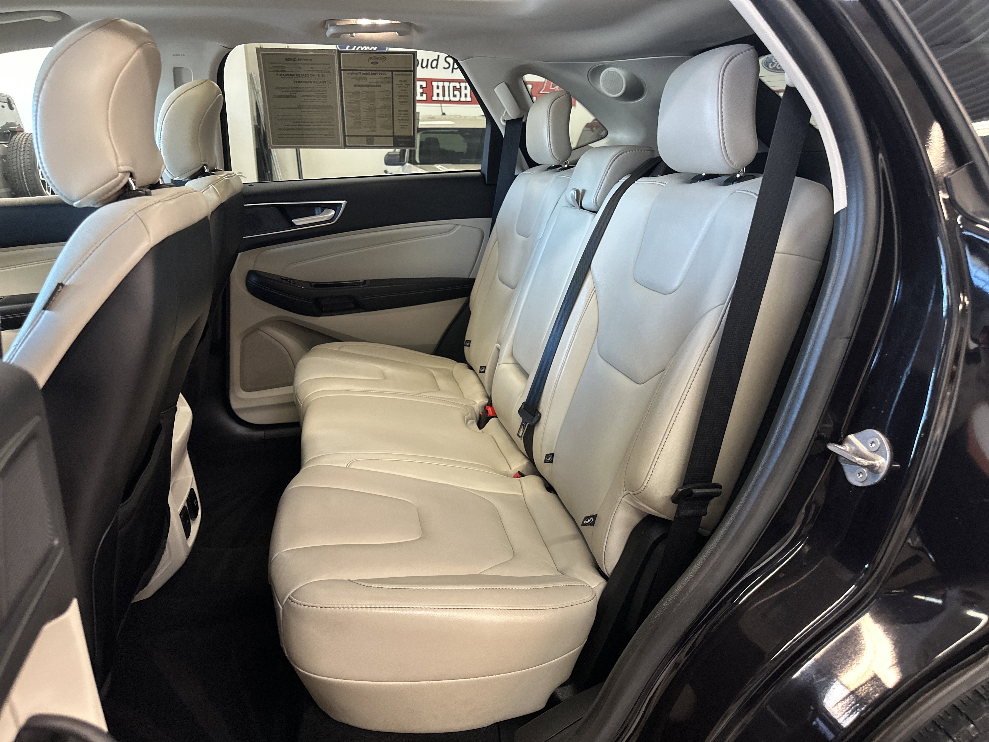 Used 2019 Ford Edge Titanium w/ Cold Weather Package image 6