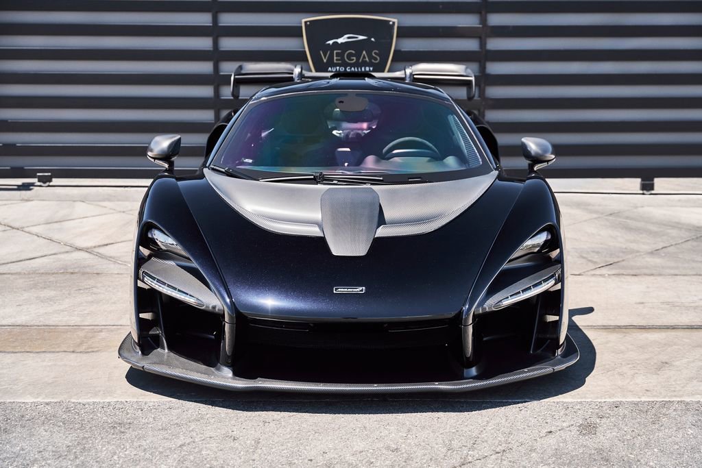 Used 2019 McLaren Senna RWD image 24