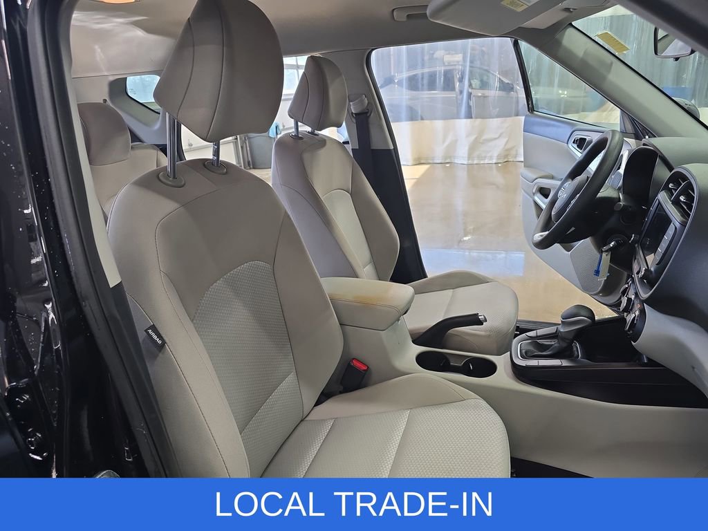 Used 2023 Kia Soul LX image 10