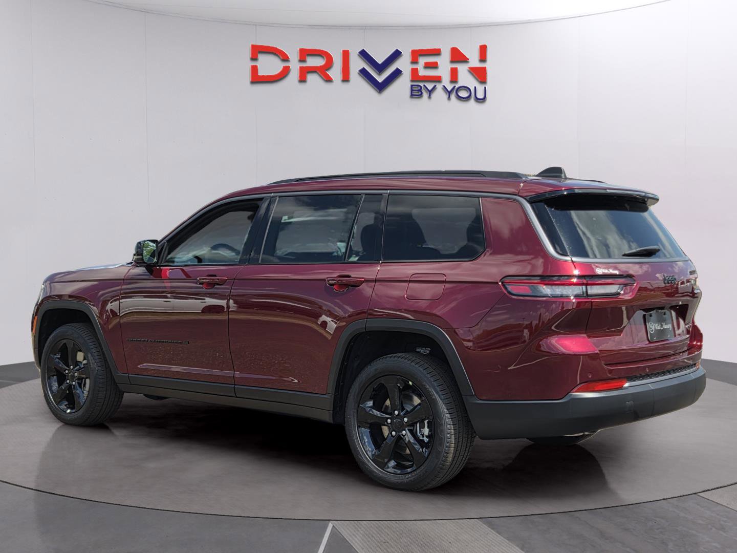 New 2026 Jeep Grand Cherokee L Limited image 3