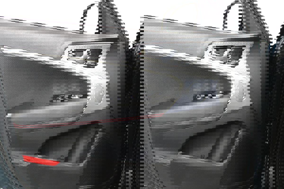 Used 2023 Genesis G70 2.0T w/ Sport Prestige Package image 6