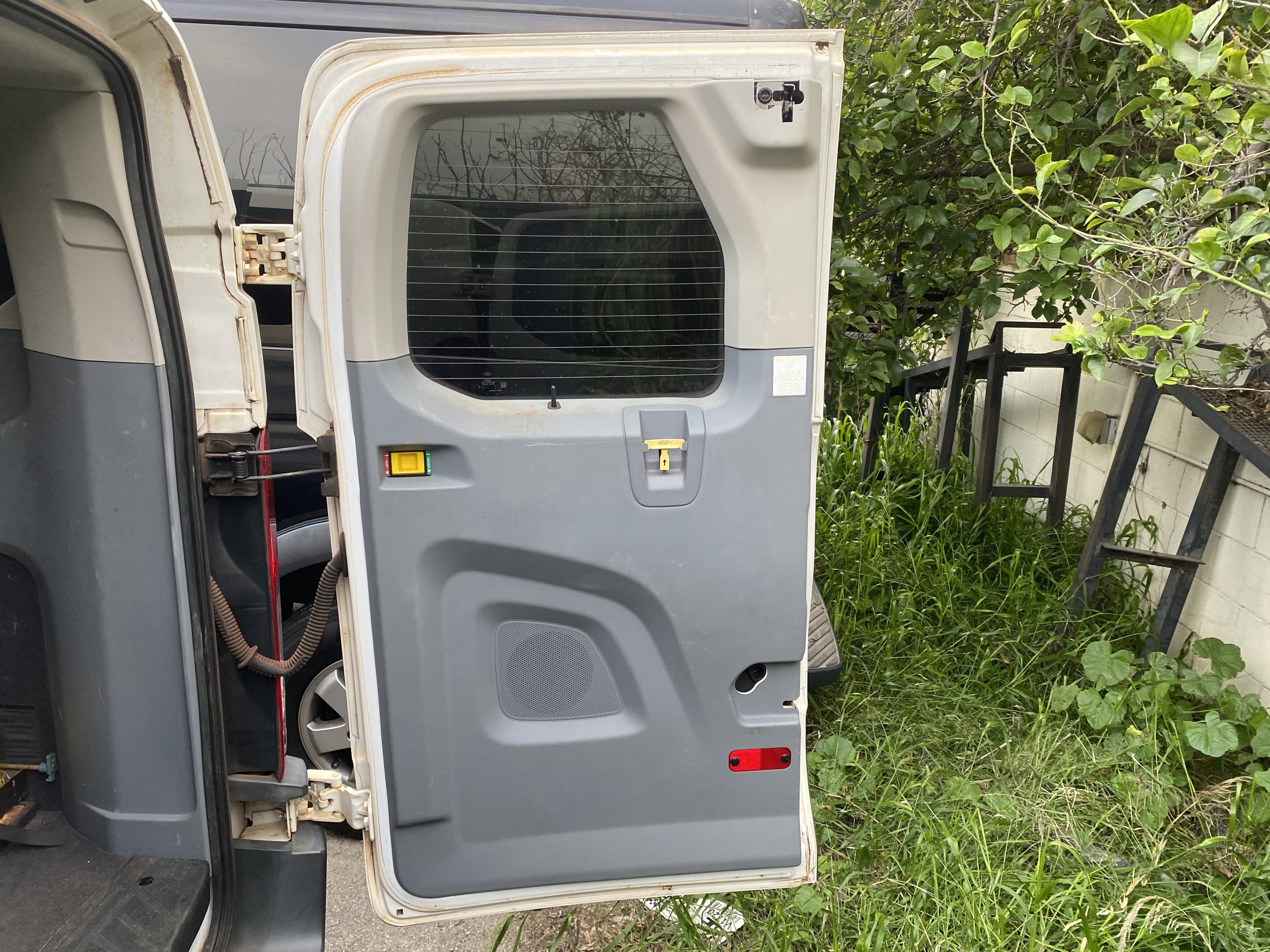 Used 2017 Ford Transit 350 XLT image 19