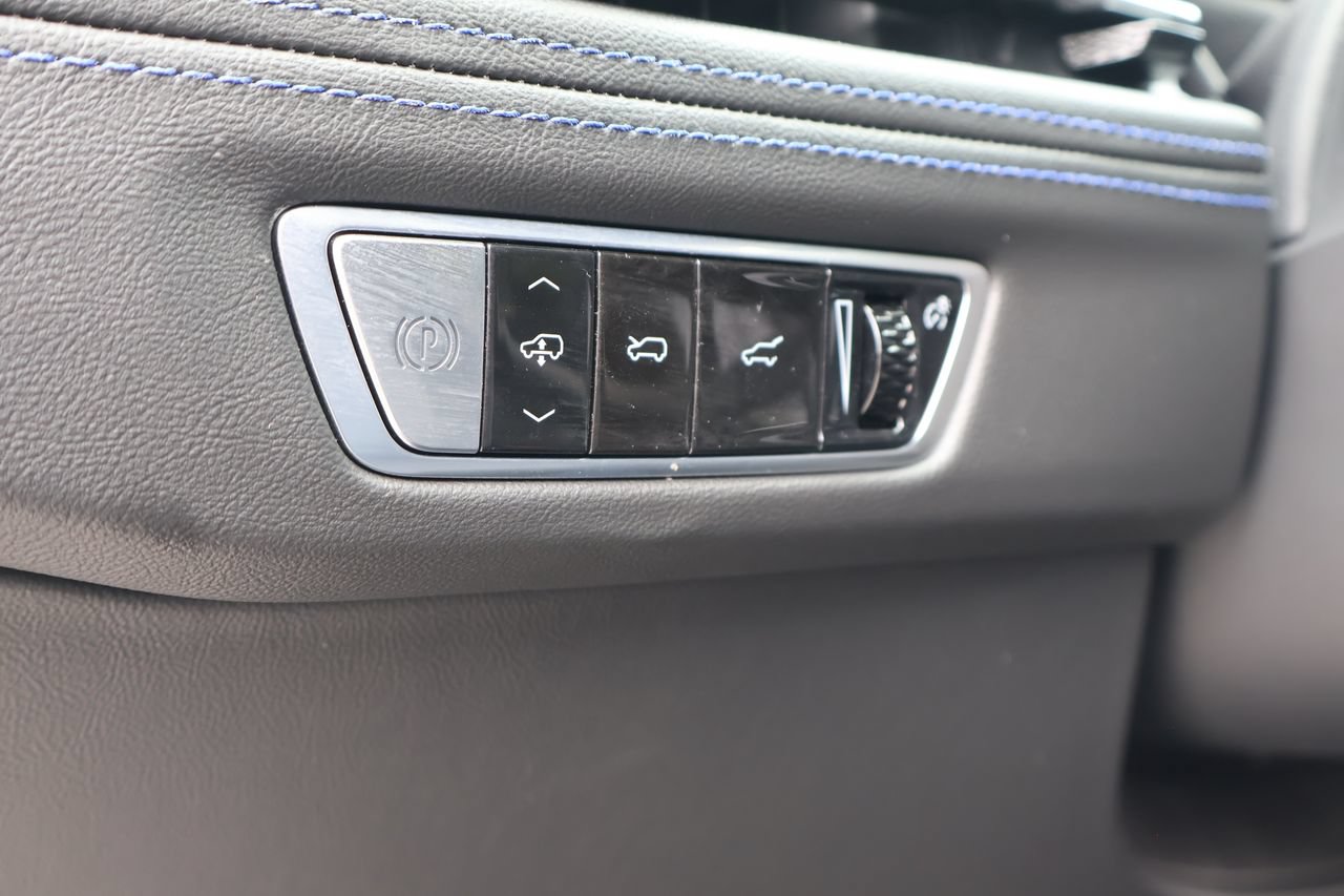 Certified 2025 Cadillac Escalade IQ Sport 1 AWD/4WD image 22