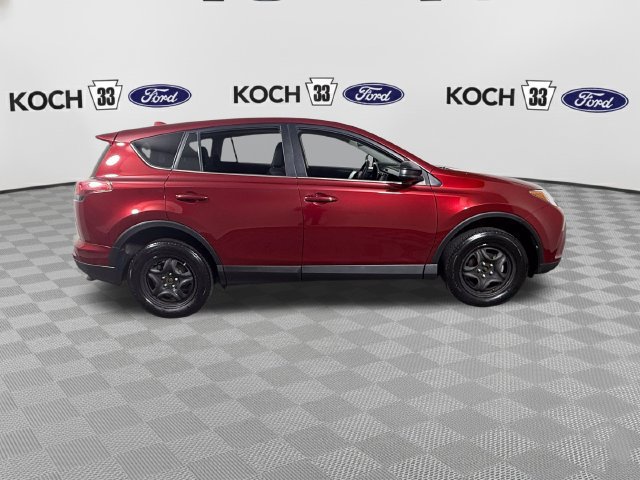 Used 2018 Toyota RAV4 LE w/ All Weather Liner Package AWD/4WD image 9