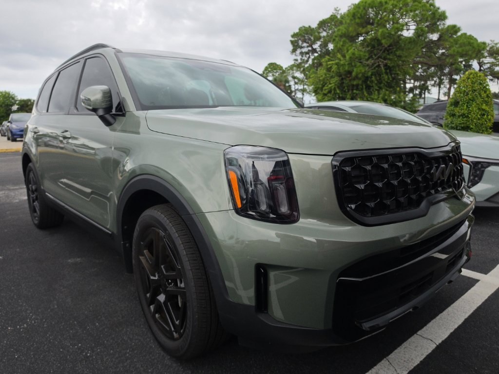 Certified 2025 Kia Telluride EX X-Line AWD/4WD image 1