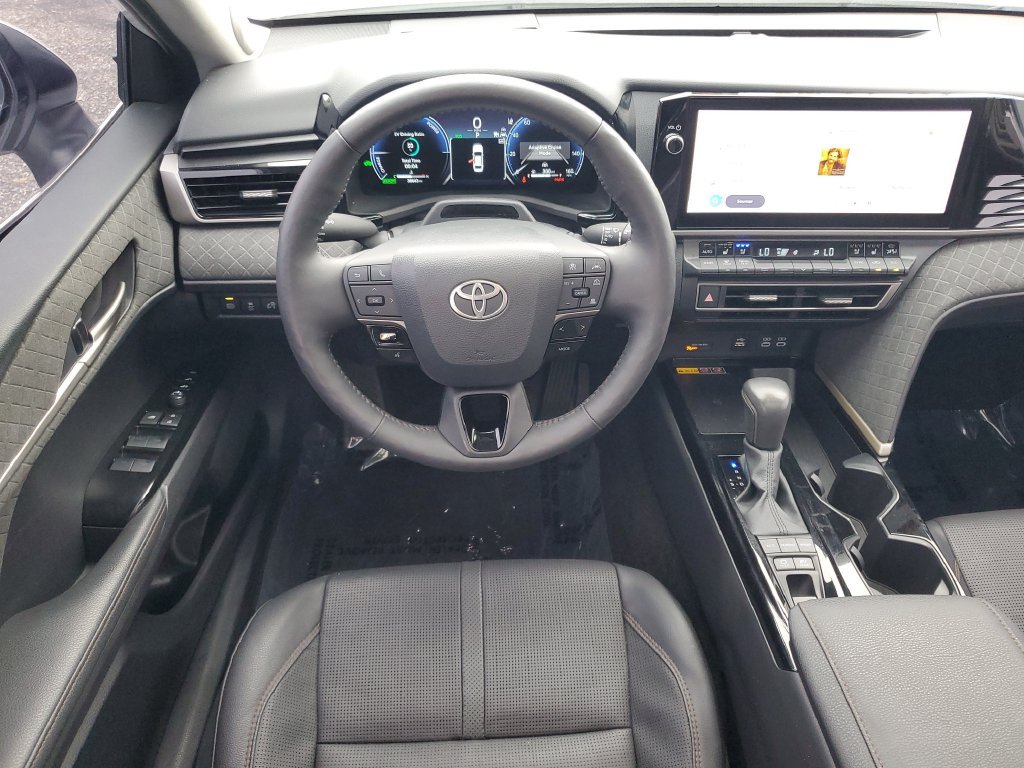 Used 2025 Toyota Camry XLE w/ Premium Plus Package FWD image 26