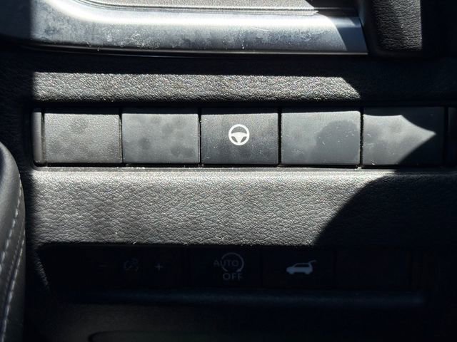 Certified 2025 Nissan Rogue SV FWD image 24