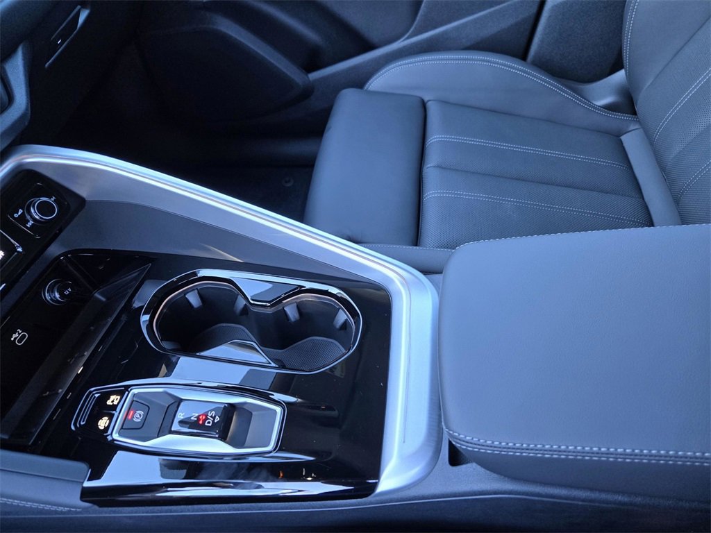 New 2025 Audi Q5 Premium Plus image 24