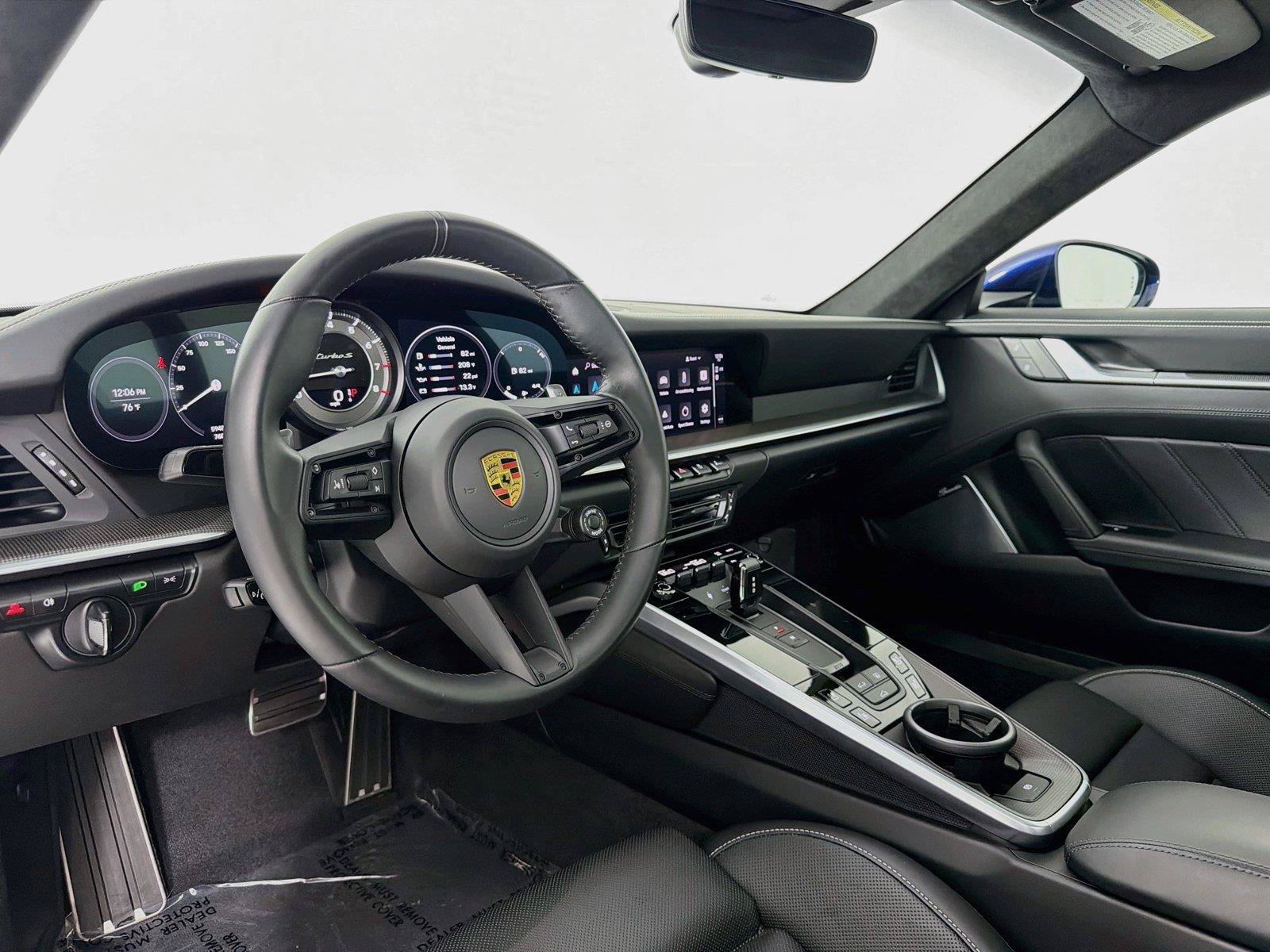 Certified 2022 Porsche 911 Turbo S AWD/4WD image 4