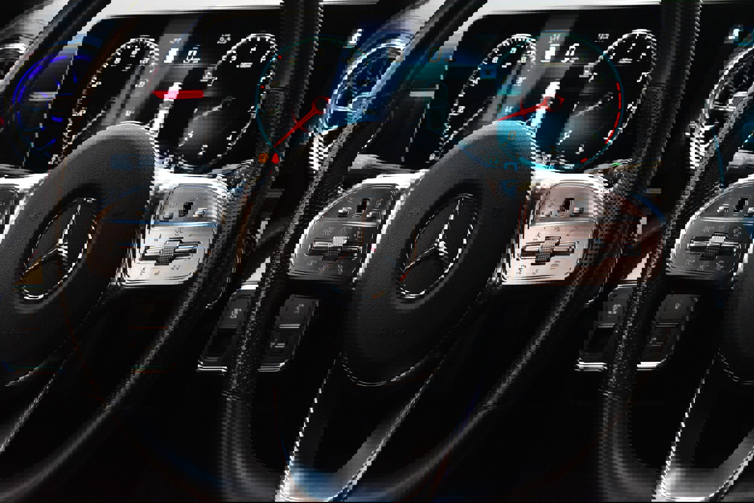 Used 2020 Mercedes-Benz CLA 250 image 30