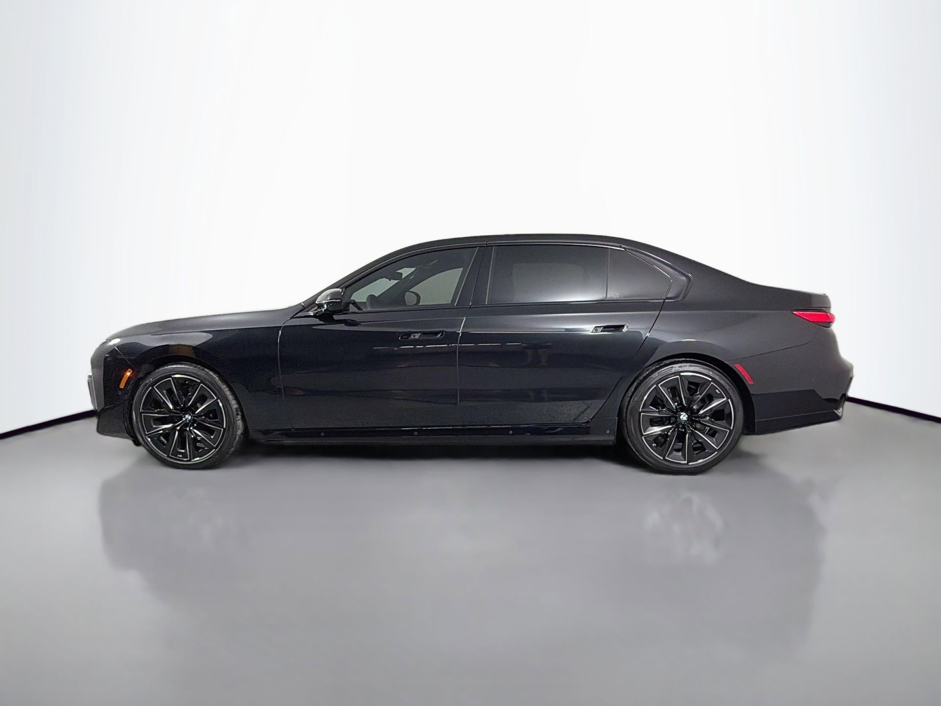 New 2026 BMW i7 xDrive60 image 8