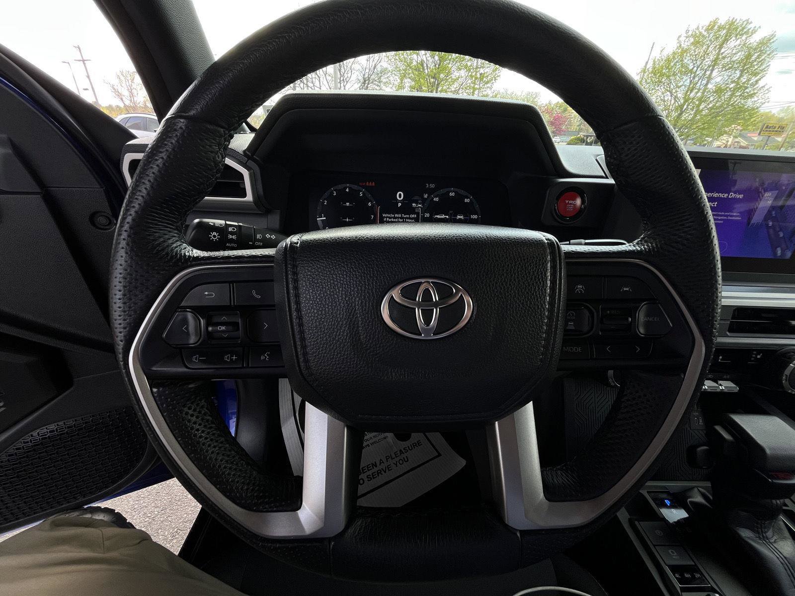 Used 2024 Toyota Tacoma TRD Sport AWD/4WD image 16