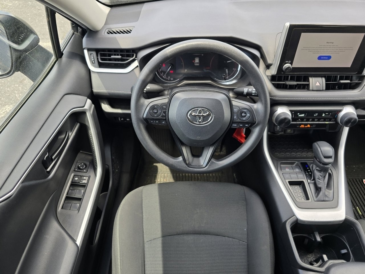 Used 2023 Toyota RAV4 LE FWD image 20