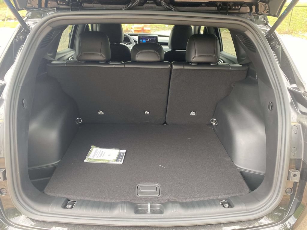 New 2026 Jeep Compass Latitude AWD/4WD image 39