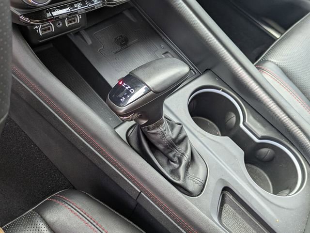 Used 2024 Dodge Durango GT RWD image 25