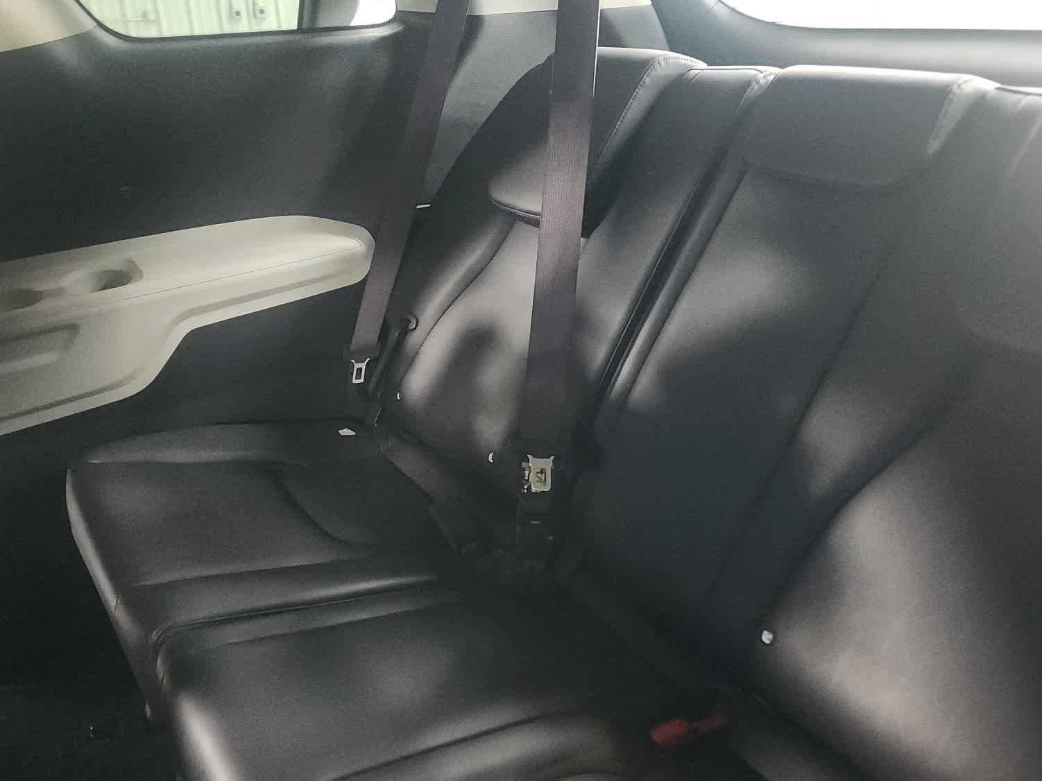 Used 2024 Kia Carnival LX FWD image 26