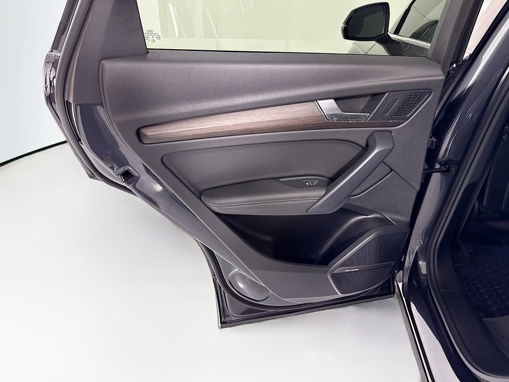 Used 2021 Audi Q5 2.0T Premium Plus w/ Premium Plus Package image 26