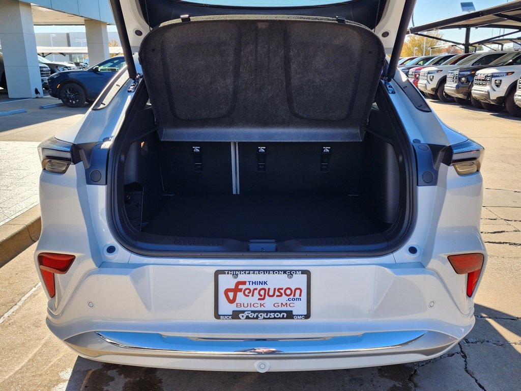 New 2026 Buick Envista Avenir image 46