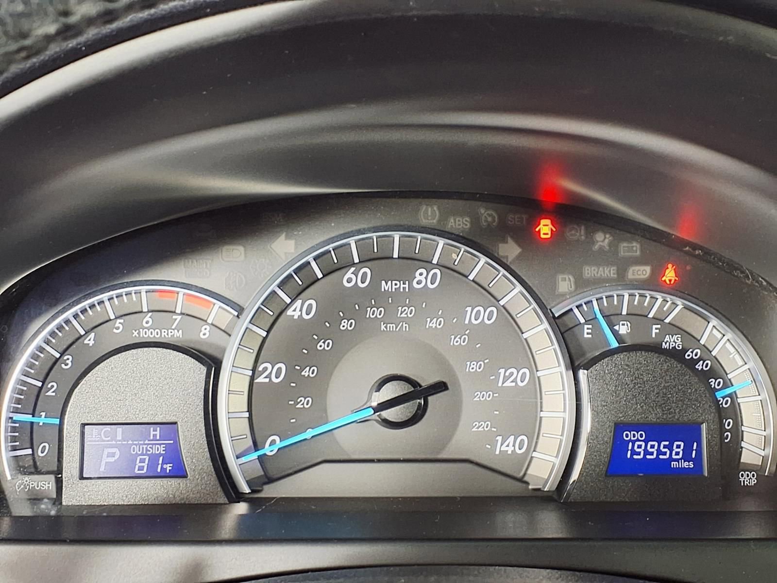Used 2014 Toyota Camry SE FWD image 20