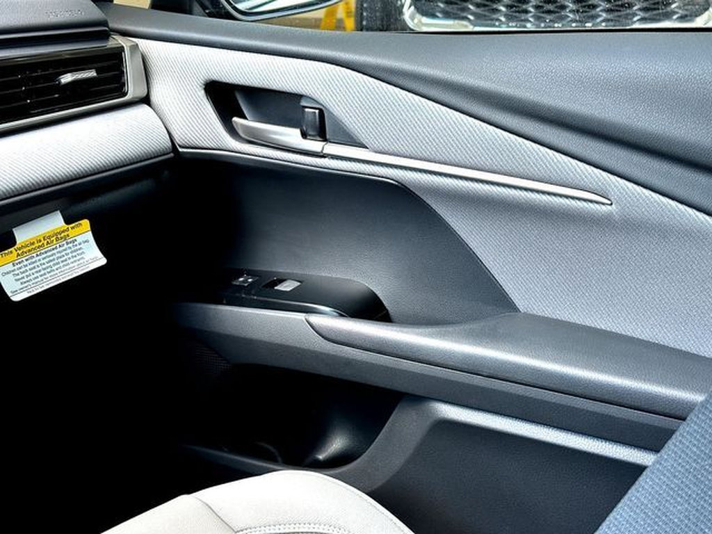New 2026 Toyota Camry SE w/ Convenience Package FWD image 21