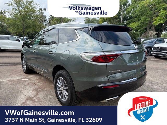 Used 2024 Buick Enclave Essence FWD image 4
