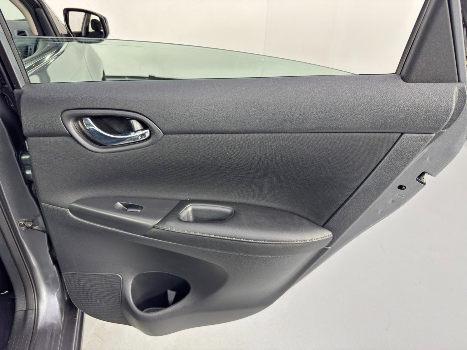 Used 2019 Nissan Sentra S image 36