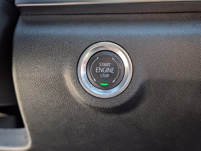 Used 2025 GMC Terrain Elevation AWD/4WD image 25